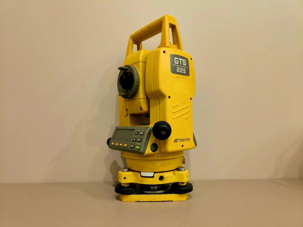Тахеометр / Теодолит Topcon GTS 223