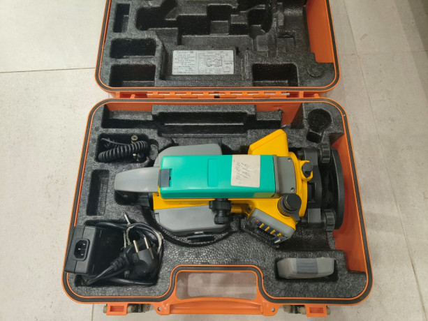 Тахеометр Trimble M3 