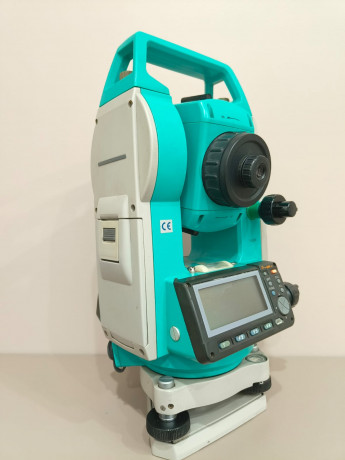 Тахеометр Sokkia SET500