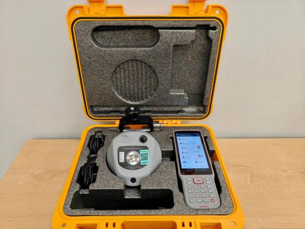 GNSS-приёмник EFIX F8 + контроллер EFIX FC2