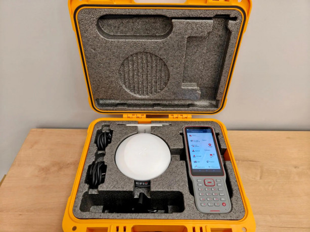 GNSS-приёмник EFIX F8 + контроллер EFIX FC2