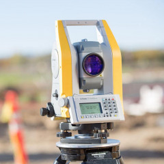 Тахеометр Trimble C3 5” LP
