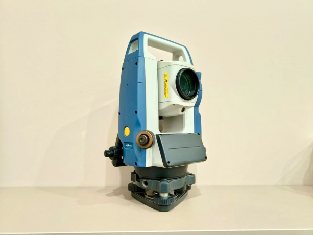 Тахеометр Sokkia CX105