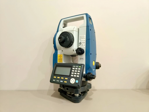 Тахеометр Sokkia CX105