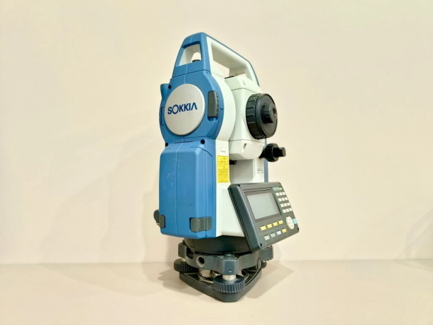 Тахеометр Sokkia CX105