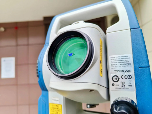 Тахеометр Sokkia CX105